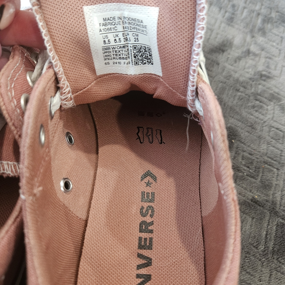 Converse  Pink Sneakers - Picture 3 of 3